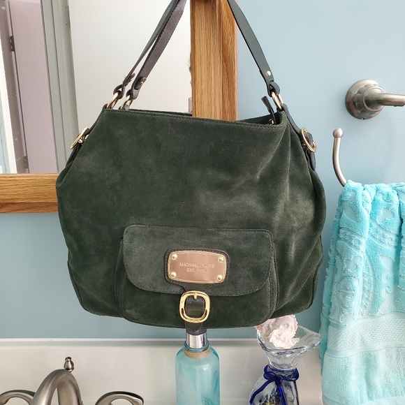 SOLD - New Michael Kors Olive / Malachite Hudson Downtown Hobo - Picture 4 of 8